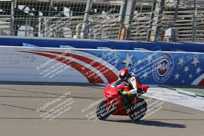 media/Aug-26-2022-Fastrack Riders (Fri) [[055e3b3c9d]]/level 2/Session 1 Start Finish/